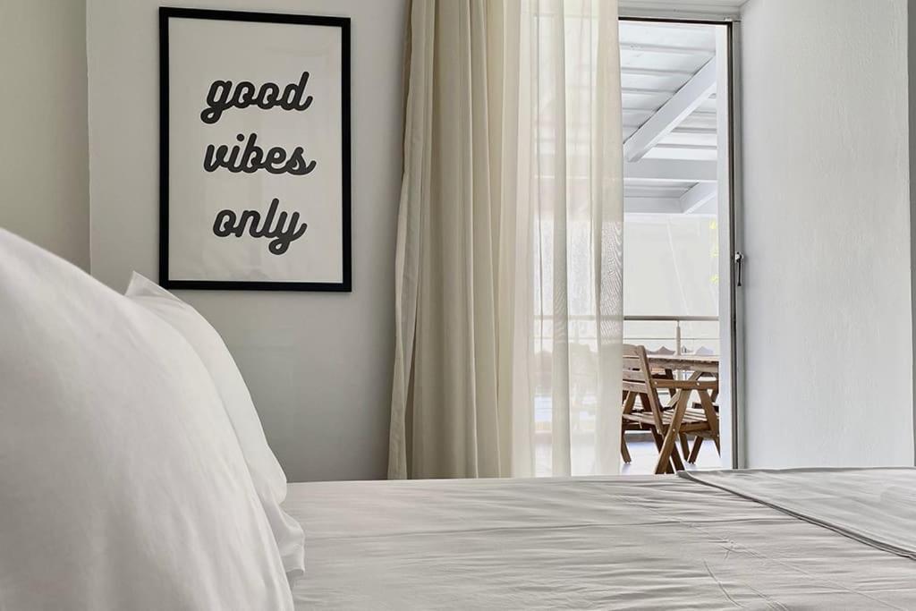 3-Bedroom Central, Spacious And Bright Apartment. Heraklion  Exterior photo