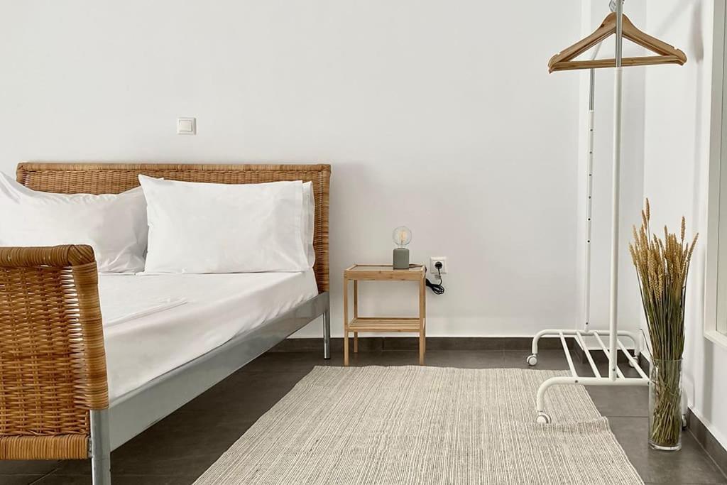 3-Bedroom Central, Spacious And Bright Apartment. Heraklion  Exterior photo