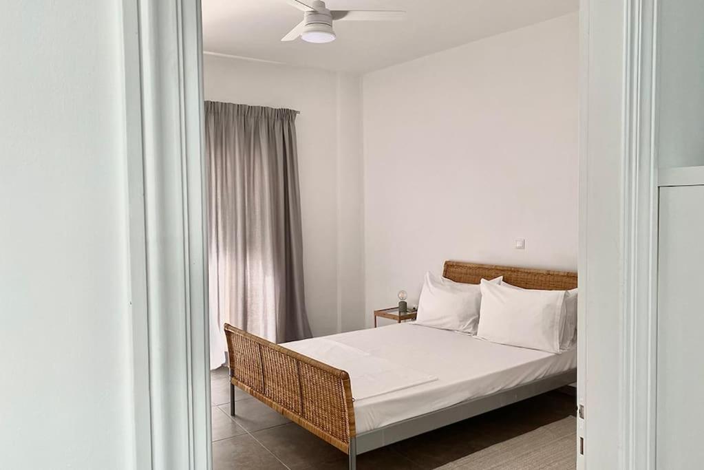 3-Bedroom Central, Spacious And Bright Apartment. Heraklion  Exterior photo