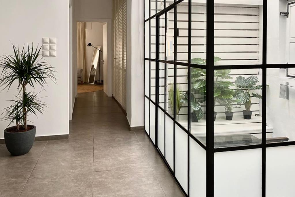3-Bedroom Central, Spacious And Bright Apartment. Heraklion  Exterior photo